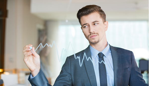 Evgeny Goryunov on the risks of a sharp reduction in the key interest rate in Russia