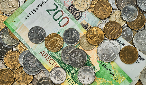 Tatyana Ivakhnenko assessed the savings and spending strategies of the middle class in Russia